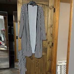SHEIN Black and White Houndstooth Pantsuit